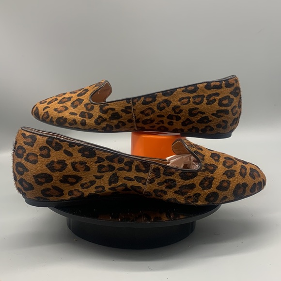 Clarks Cheetah Loafer Flat Shoes Size 6.5 - Picture 2 of 5